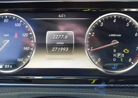 2014 Mercedes-Benz S 550 z USA, uszkodzony, nr VIN WDDUG8CBXEA008090